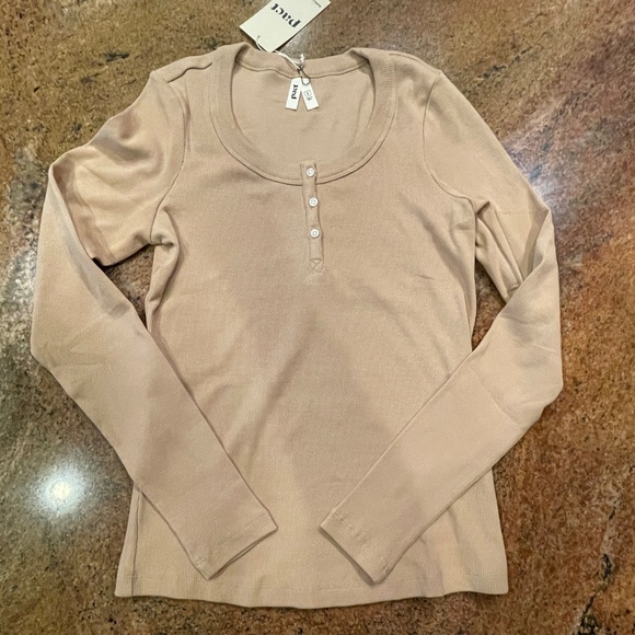 NEW! Pact Sesame Dream Rib Slim Henley Long Sleeve Top Size Small NWT! - Picture 11 of 12